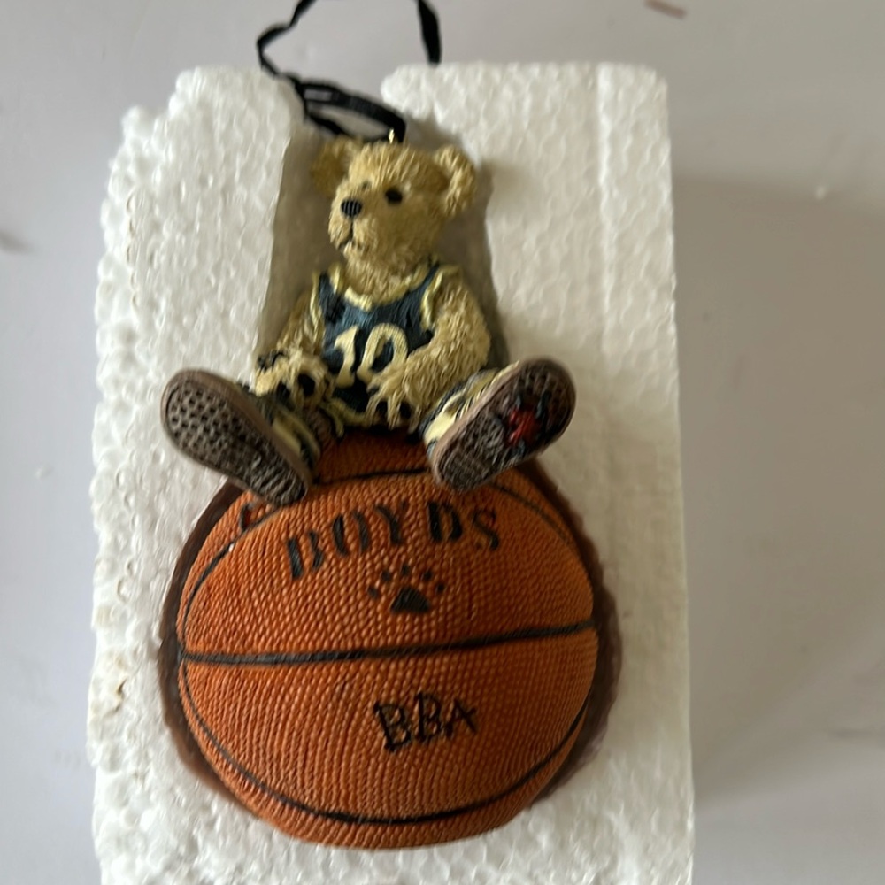 Boyds Bears “Nuthin But Net” Bearstone Collection Ornament.